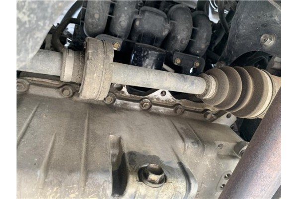 Recambio de palier delantero izquierdo para honda civic berlina 3 (ep) 1.6i sport referencia OEM IAM 44306S5A950  