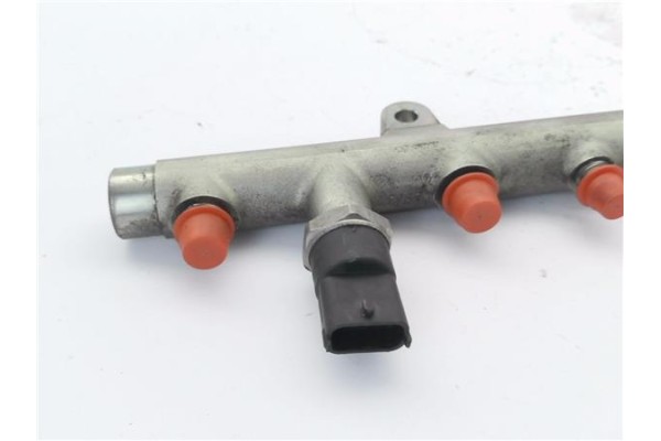 Recambio de rampa inyectores para mitsubishi space star (dg0) 1.9 1900 di-d plus referencia OEM IAM 445214024  