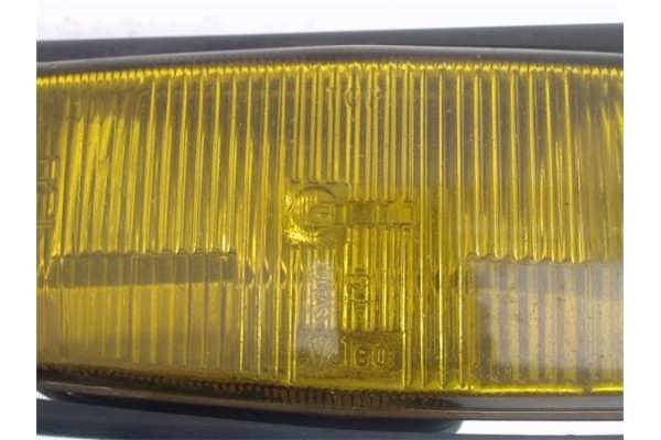 Recambio de faro antiniebla derecho para renault r 5 (b/c40) referencia OEM IAM   