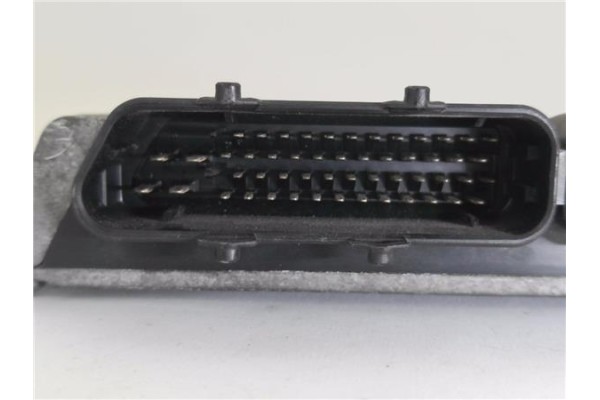 Recambio de centralita para volkswagen golf iv berlina (1j1) 1.6 referencia OEM IAM 06A906019AK 5WP441704  Recambio de centralita para volkswagen golf iv berlina (1j1) 1.6 referencia OEM IAM 06A906019AK 5WP441704