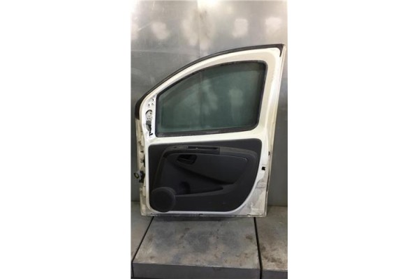 Recambio de puerta delantero derecha para fiat iii fiorino (225) 1.3 d multijet referencia OEM IAM 1357012080  
