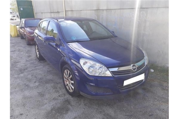 opel astra h berlina del año 2007