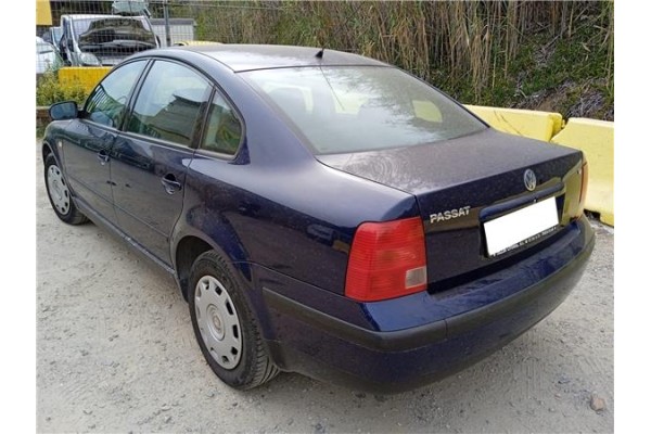 volkswagen passat berlina (3b2) del año 1999