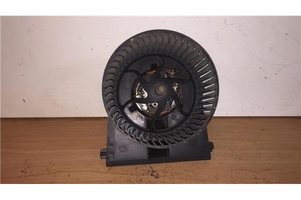 Recambio de motor calefaccion para volkswagen golf iv berlina (1j1) 1.9 tdi referencia OEM IAM 1J1819021B F657877G 1J1819021 , A