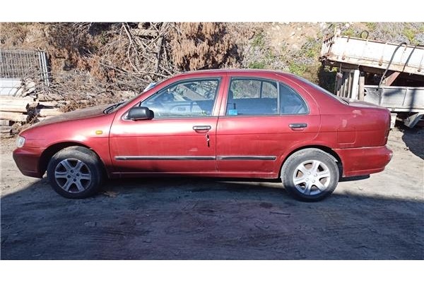 nissan almera (n15) del año 1997