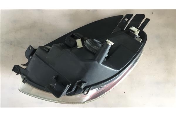 Recambio de faro delantero dcho para citroen xsara picasso 1.6 referencia OEM IAM 6205W0 2742364 6204W0 , CITROËN | 95169822 , C