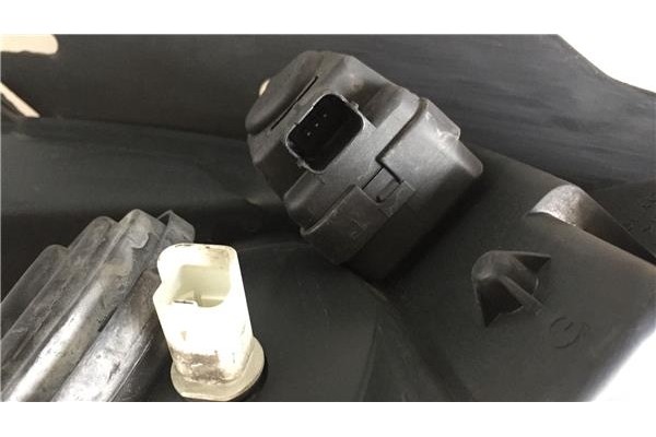 Recambio de faro delantero izquierdo para citroen xsara picasso 1.6 referencia OEM IAM 6204W0 2741364 6205W0 , CITROËN