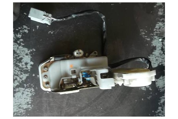 Recambio de cierre electromagnetico delantero izquierdo para honda civic v (ej9, ek3/4) 1.5 i (ek3) referencia OEM IAM 72150S030