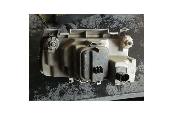 Recambio de faro delantero dcho para volkswagen polo iii (6n1) 75 1.6 referencia OEM IAM 6N1941016A  