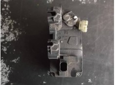 Recambio de cierre electromagnetico trasero derecho para opel vectra c berlina 1.9 cdti referencia OEM IAM 13210761  