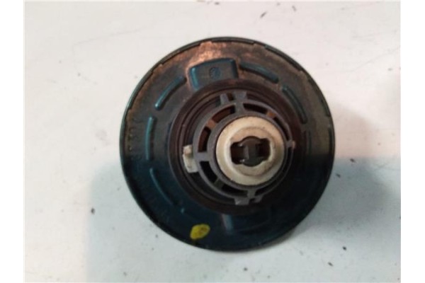 Recambio de tapon combustible para peugeot 106 (s2) 1.0 i referencia OEM IAM    Recambio de tapon combustible para peugeot 106 (s2) 1.0 i referencia OEM IAM