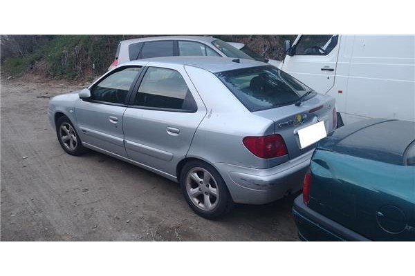 citroen xsara berlina del año 2002