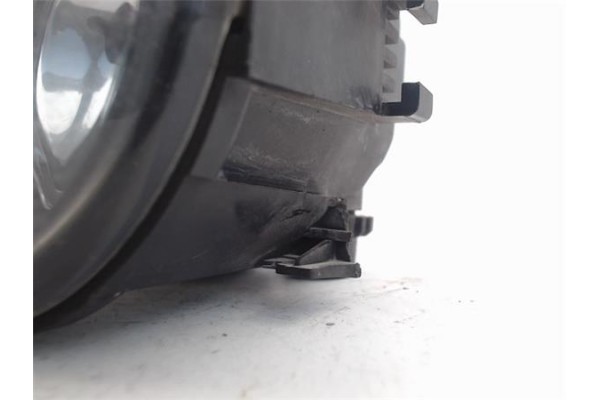 Recambio de faro antiniebla derecho para renault megane ii berlina 3p referencia OEM IAM 8200074008  