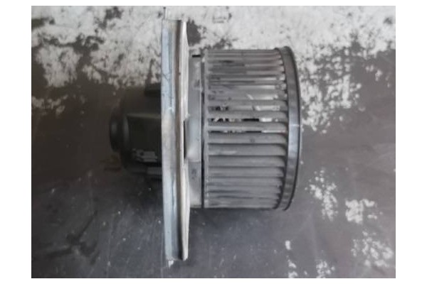 Recambio de motor calefaccion para seat ibiza (6k1) 1.9 sdi referencia OEM IAM 6J1819021B  