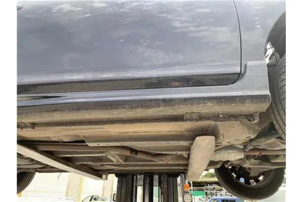 Recambio de spoiler talonera lat. derecha para honda civic berlina 3 (ep) 1.6i sport referencia OEM IAM 71800S5TE01ZN  