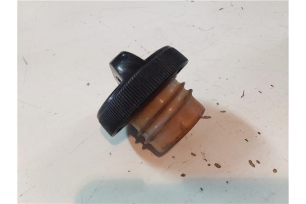 Recambio de tapon combustible para nissan sunny berlina (n14) 1.4 referencia OEM IAM    Recambio de tapon combustible para nissan sunny berlina (n14) 1.4 referencia OEM IAM