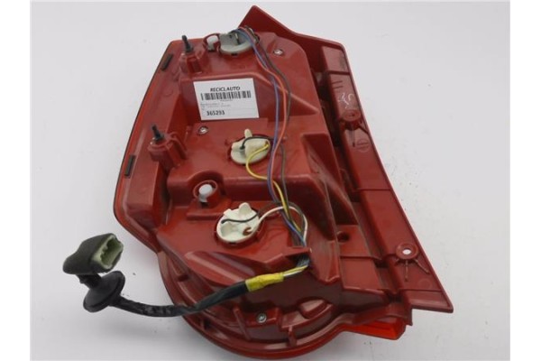Recambio de piloto trasero derecho para chevrolet aveo berlina 1.2 ls referencia OEM IAM E132707  