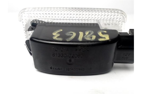 Recambio de luz trasero derecha techo para toyota corolla (e21) híbrido hybrid active referencia OEM IAM 8133002060  