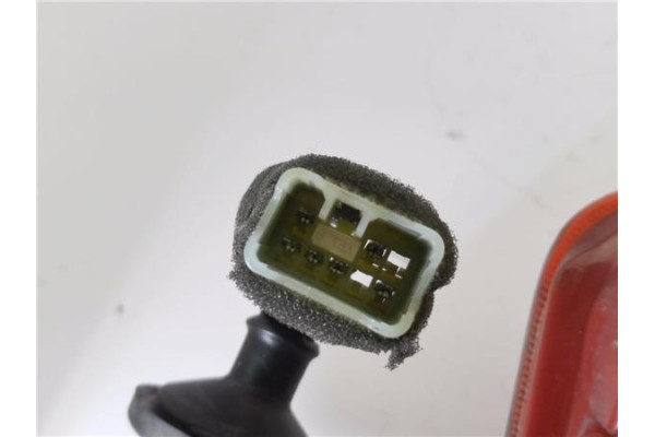 Recambio de piloto trasero derecho para chevrolet aveo berlina 1.2 ls referencia OEM IAM E132707  
