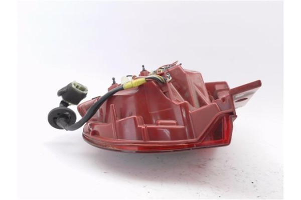 Recambio de piloto trasero derecho para chevrolet aveo berlina 1.2 ls referencia OEM IAM E132707  