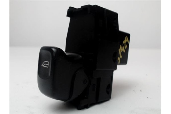 Recambio de mando elevalunas para volvo s60 berlina 2.4 referencia OEM IAM 30658696 55586 