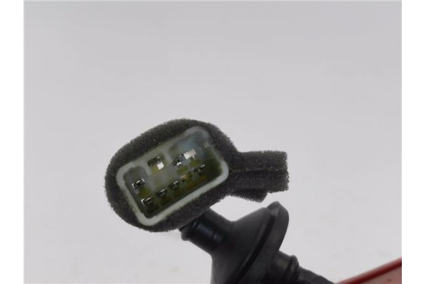 Recambio de piloto trasero derecho para chevrolet aveo berlina 1.2 ls referencia OEM IAM E132707  