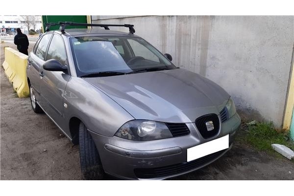 seat ibiza (6l1) del año 2004