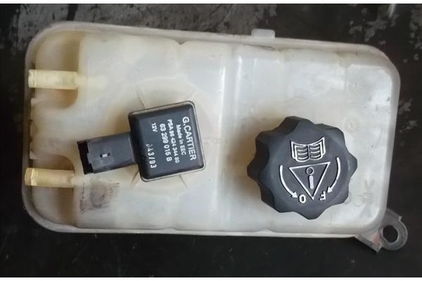 Recambio de botella expansion para citroen c5 berlina (2001) 2.0 hdi referencia OEM IAM   