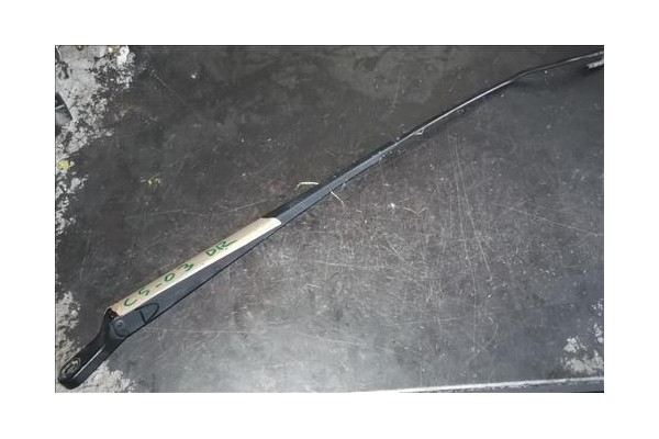 Recambio de brazo limpiaparabrisas delantero para citroen c5 berlina (2001) 2.0 hdi referencia OEM IAM   