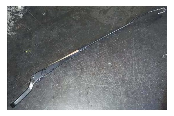 Recambio de brazo limpiaparabrisas delantero para citroen c5 berlina (2001) 2.0 hdi referencia OEM IAM   