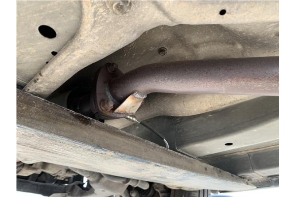 Recambio de tubo escape central para honda civic berlina 3 (ep) 1.6i sport referencia OEM IAM 18220S5SE02  