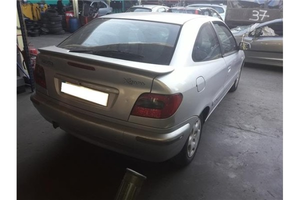citroen xsara berlina del año 1999