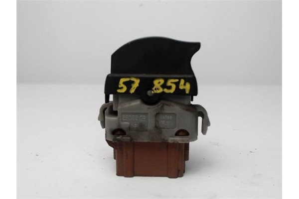 Recambio de mando elevalunas para renault master ii caja/chasis (ed/hd/ud) 2.5 d referencia OEM IAM 28082  