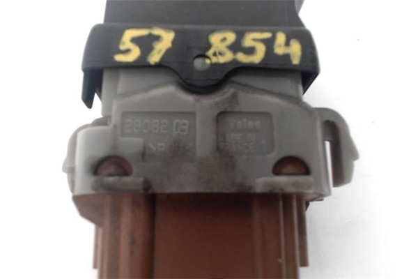 Recambio de mando elevalunas para renault master ii caja/chasis (ed/hd/ud) 2.5 d referencia OEM IAM 28082  