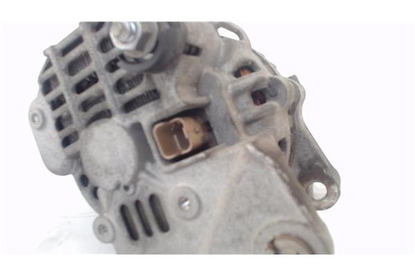Recambio de alternador para dacia sandero i 1.6 ambiance referencia OEM IAM 8200667605  