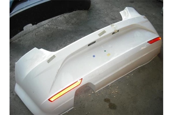 Recambio de paragolpes trasero para seat leon (1p1) 1.2 reference referencia OEM IAM 1P0807421D Recambio de paragolpes trasero para seat leon (1p1) 1.2 reference referencia OEM IAM 1P0807421D