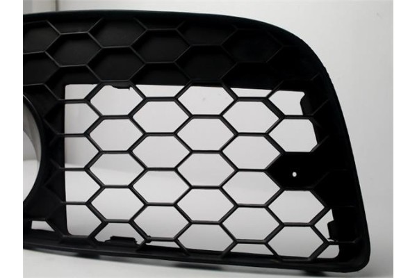Recambio de moldura paragolpes delantero derecha para volkswagen golf v (1k1) 1.9 tdi referencia OEM IAM 1K0854662F9B9 VG0371249