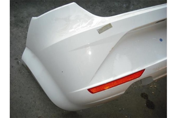 Recambio de paragolpes trasero para seat leon (1p1) 1.2 reference referencia OEM IAM 1P0807421D  