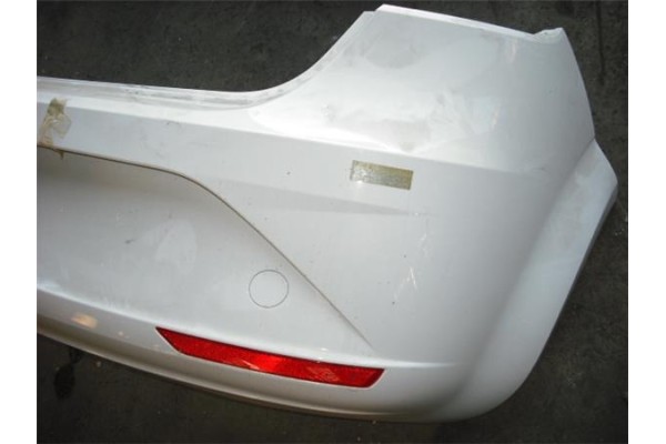 Recambio de paragolpes trasero para seat leon (1p1) 1.2 reference referencia OEM IAM 1P0807421D  