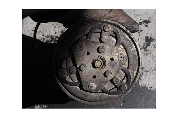 Recambio de compresor aire acond. para audi a4 berlina (b5) 1.9 tdi referencia OEM IAM 8D0260805M  