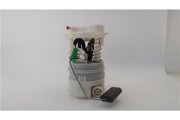 Recambio de bomba combustible para dacia sandero i 1.6 ambiance referencia OEM IAM 8200903683 172024388R 