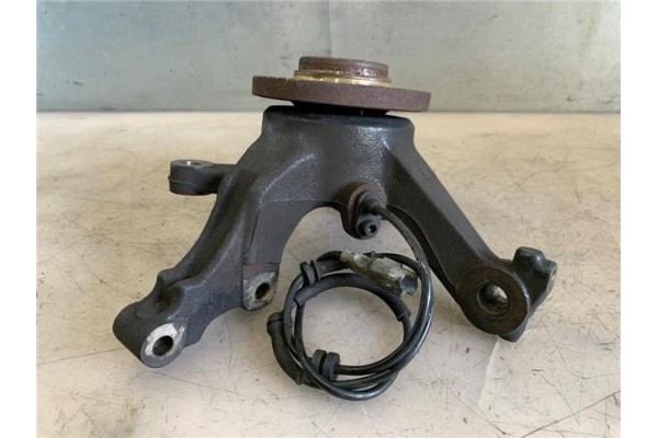 Recambio de mangueta delantero derecha para citroen jumpy 2.0 hdi 125 fap 27 l1h1 fugón referencia OEM IAM 364793 9403647938 940