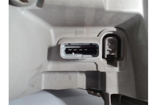 Recambio de faro delantero dcho para renault master furgón referencia OEM IAM 8200163518 0602151 4405203 , RENAULT | 9121036 , O