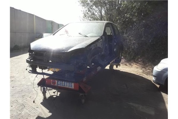volkswagen golf v berlina (1k1)(2003) del año 