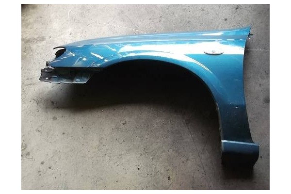 Recambio de aleta delantero izquierda para nissan almera (n16/e) 2.2 di referencia OEM IAM   