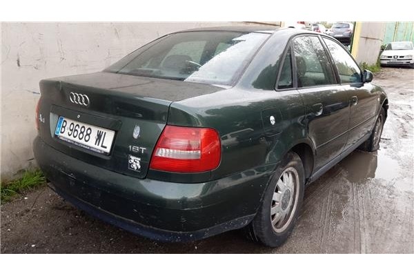 audi a4 berlina (b5)(1994) del año 