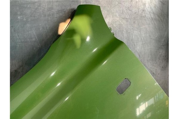 Recambio de aleta delantero izquierda para nissan micra (k12e) 1.5 dci referencia OEM IAM 63101AX630  