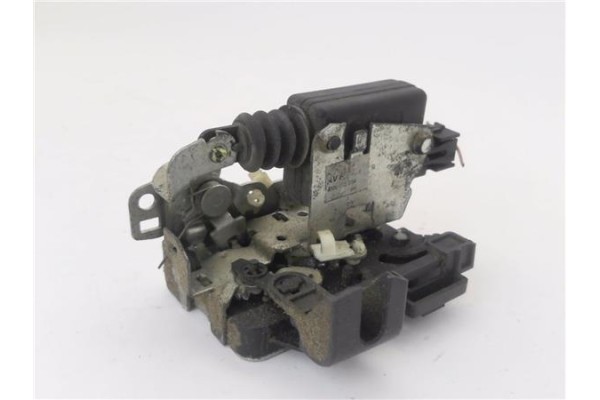 Recambio de cierre electromagnetico delantero derecho para dacia sandero i 1.6 ambiance referencia OEM IAM 8200735224  