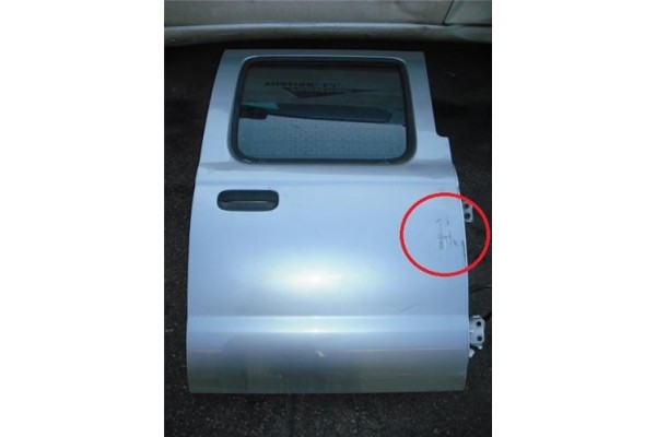 Recambio de puerta trasero derecha para nissan pickup (d22) 2.5 tdi referencia OEM IAM H2100VJ3MM H2100VK9MM 