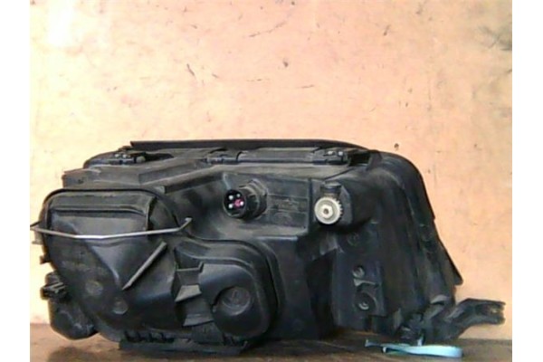 Recambio de faro delantero izquierdo para audi a6 berlina (c4) referencia OEM IAM   